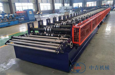 <b>樓承板壓型機</b>
